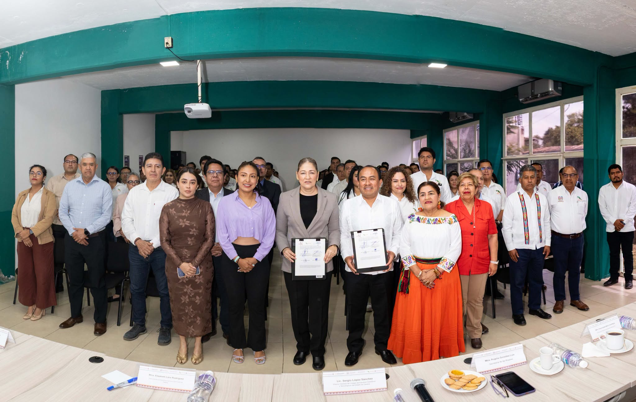 CECyTEO y DDHPO sellan alianza estratégica para consolidar una cultura de paz y respeto a los derechos humanos en la educación oaxaqueña
